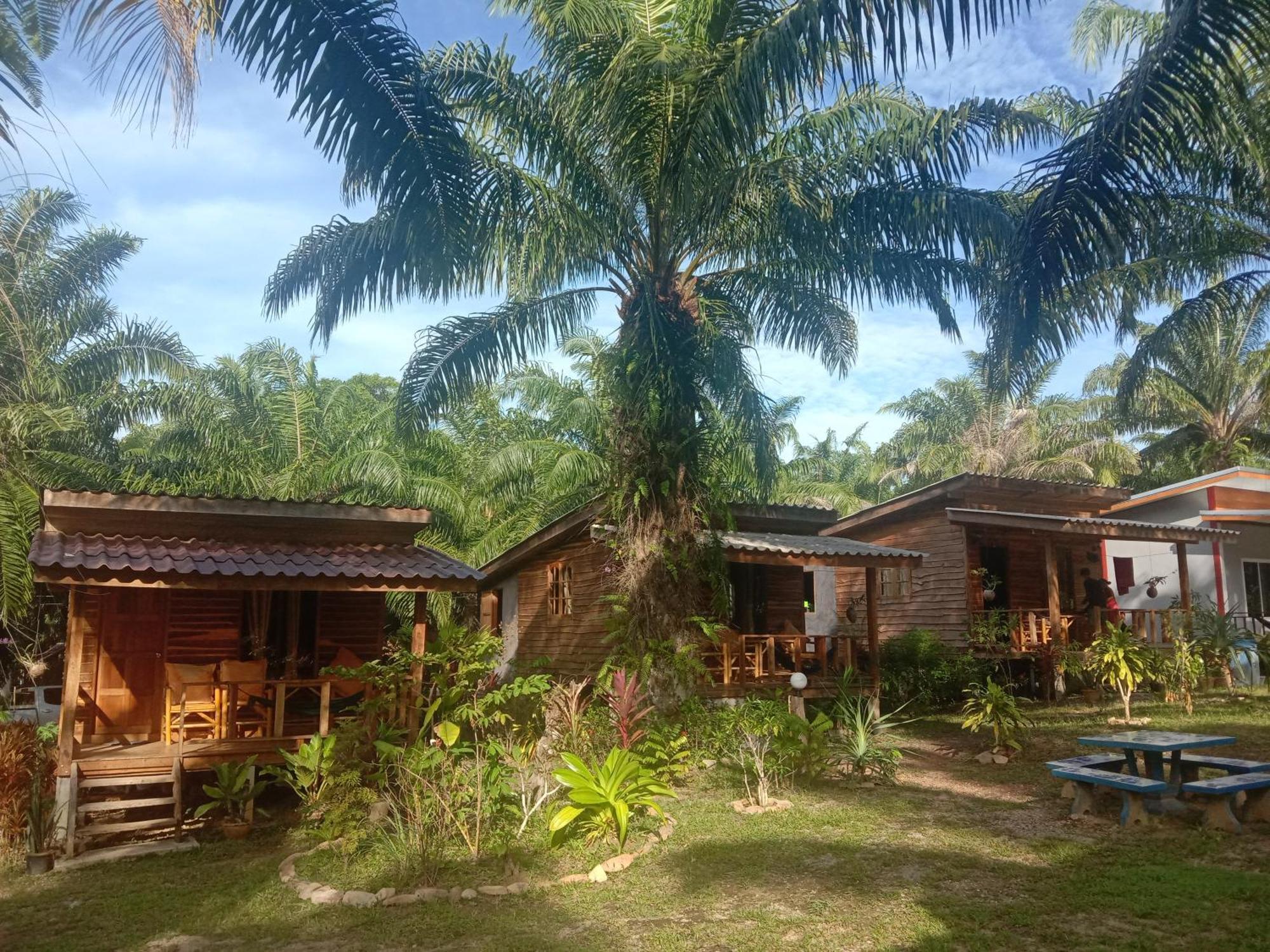 Mada Lanta Mai Keaw Koh Lanta Quarto foto