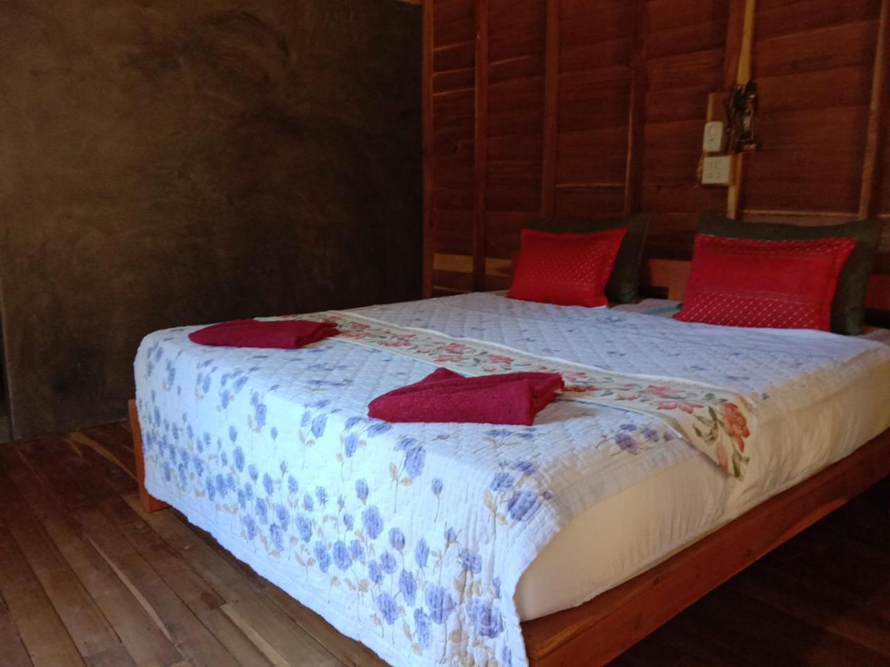 Mada Lanta Mai Keaw Koh Lanta Exterior foto